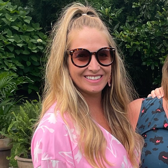 Meet your Posher, Jaclyn - Picture 1 of 1